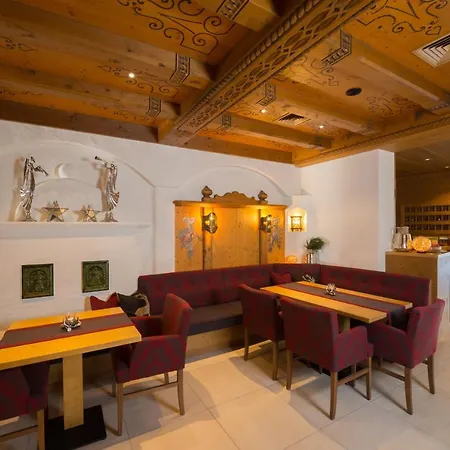 Hotel Dorfer - 2 Doppelzimmer Im Chalet Lois *
